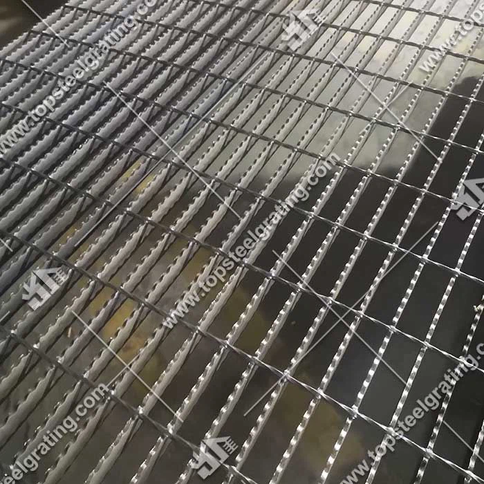 Serrated Steel Grating
